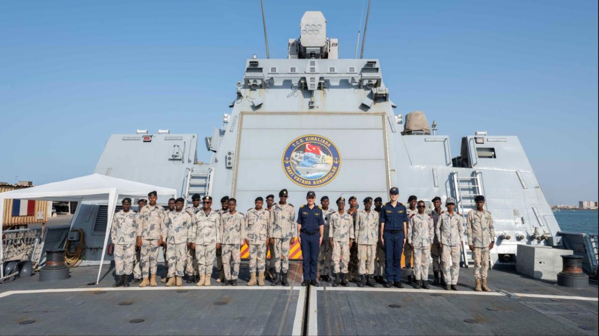 Milli Savunma Bakanlığı'ndan önemli açıklama: TCG Kınalıada korveti, Aden Körfezi'nde deniz haydutluğuna karşı görevde