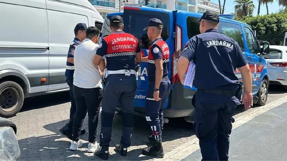 27 yıllık hapis cezasından kurtulmak için cinsiyet değiştirdi! Antalya'da şoke eden olay