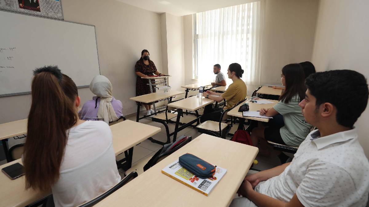 Destek Eğitim Merkezleri’nden üniversite kampüsüne