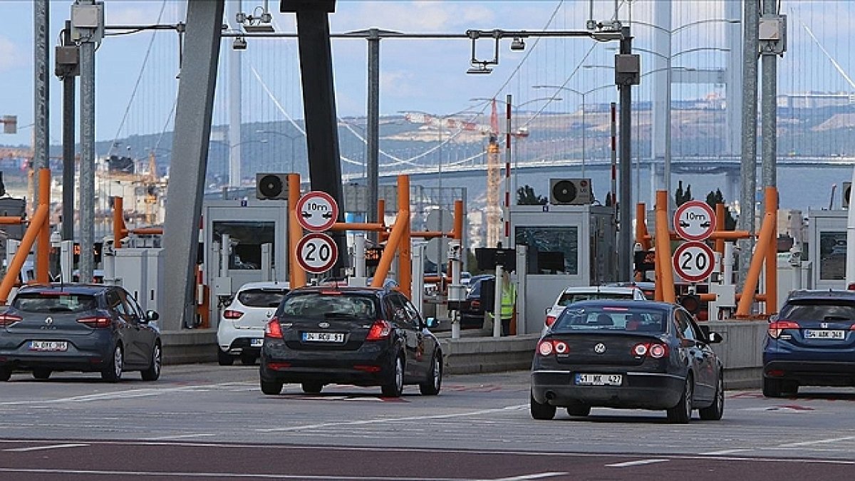 Köprü ve otoyol geçiş ücretlerine yeni zam