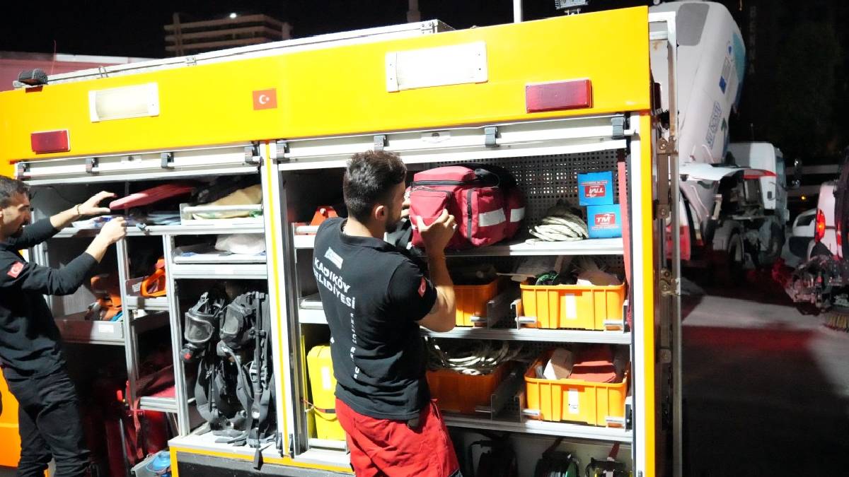 Kadıköy Belediyesi’nden İzmir’e destek