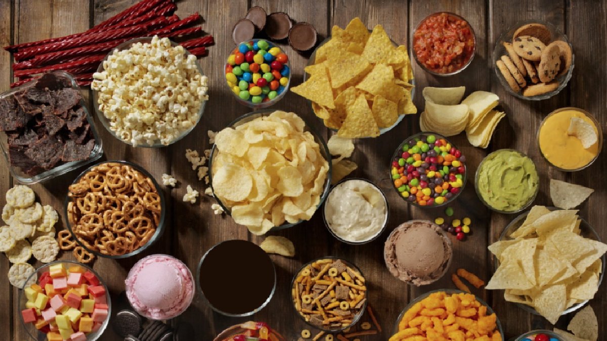 Sağlıksız  gıdaların beynimizi etkileyen cazibesi: Zararlı yiyeceklere karşı koymak neden zor?