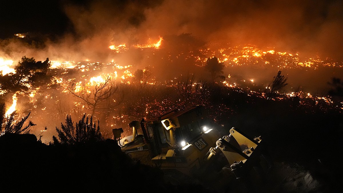 Vali açıkladı: Urla'daki yangının çıkış nedeni belli oldu