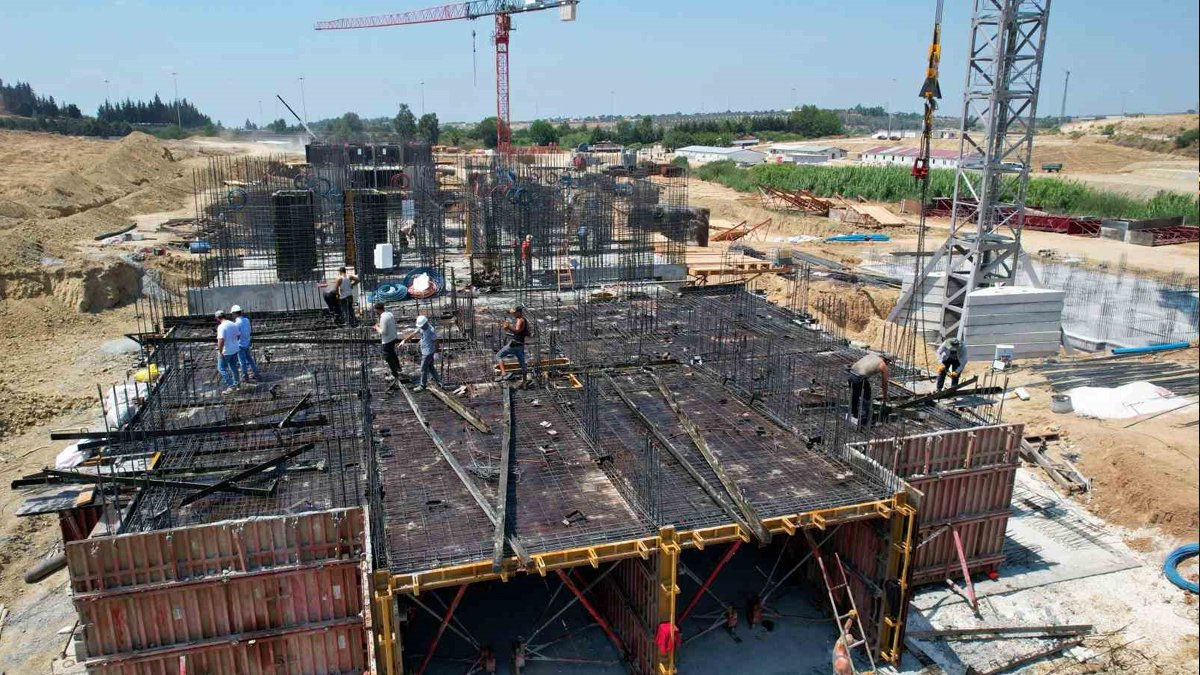 İnşaat sektöründe usta rezervasyonu dönemi: Maaşlar 150 bin liraya çıktı ama eleman bulunamıyor!