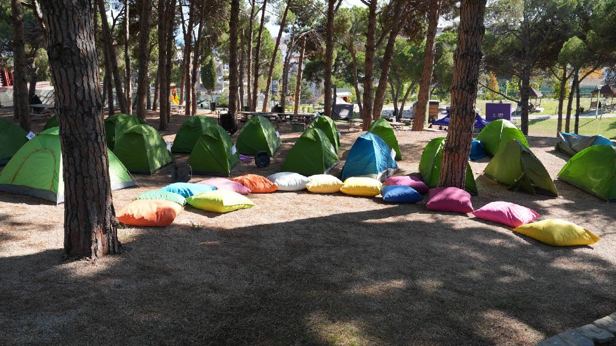 Bayram Demirkol Parkı, kadınlara yönelik kamp etkinliğine ev sahipliği yaptı