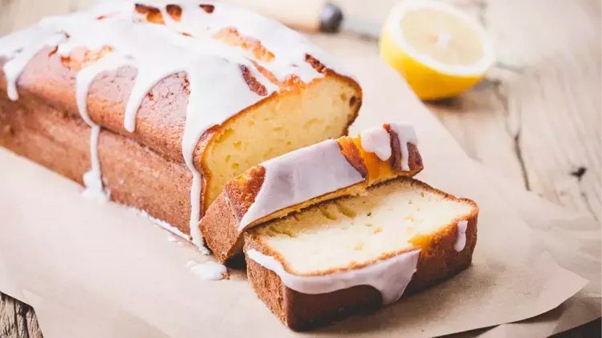 Bir dilimi 90 liraya satılan limonlu kek tarifi: Yiyen hazır sanıyor, evde bir tepsi pişirin