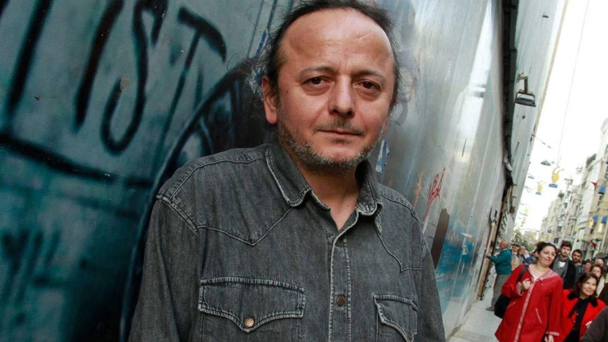 Şair Nevzat Çelik gözaltına alındı: 'Hiç mi görmeyelim, duymayalım, konuşmayalım?'