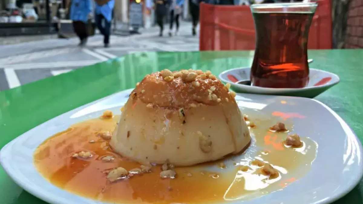 Üsküp’te yok satıyor, herkes sıra bekliyor! Adını ilginç tadı efsane! İşte Kaymaçina tarifi…