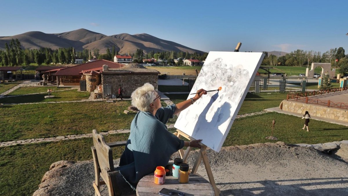 Bayburt’ta sanat ve kültürün buluşması: Doğduğu toprağa akan sanat