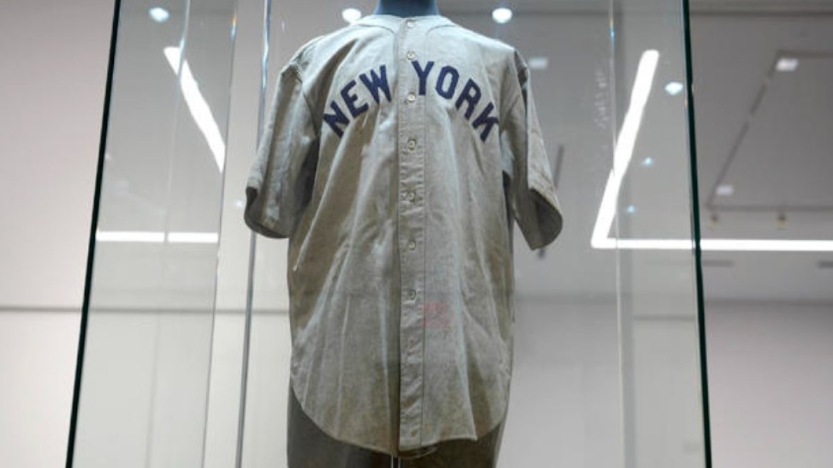 Efsanevi forma açık artırmada 820 milyon liraya satıldı