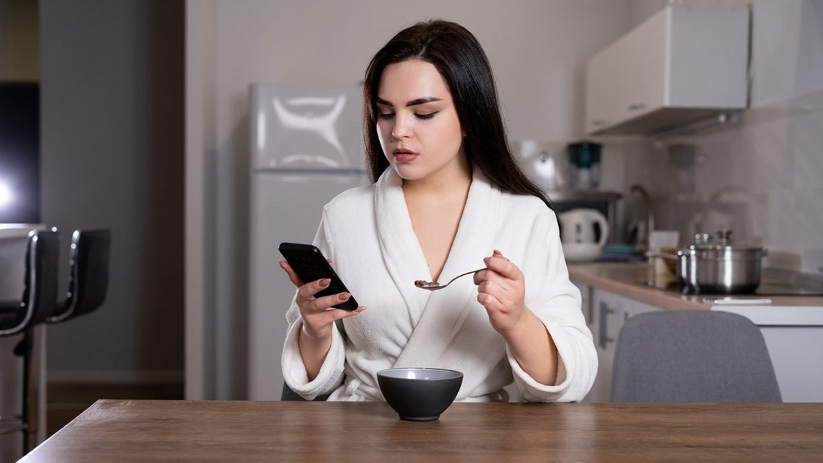 Doğal kalsiyum deposu: Her sabah bir kaşık yiyin! Kemikleri güçlendiriyor, vücudu dipdiri tutuyor
