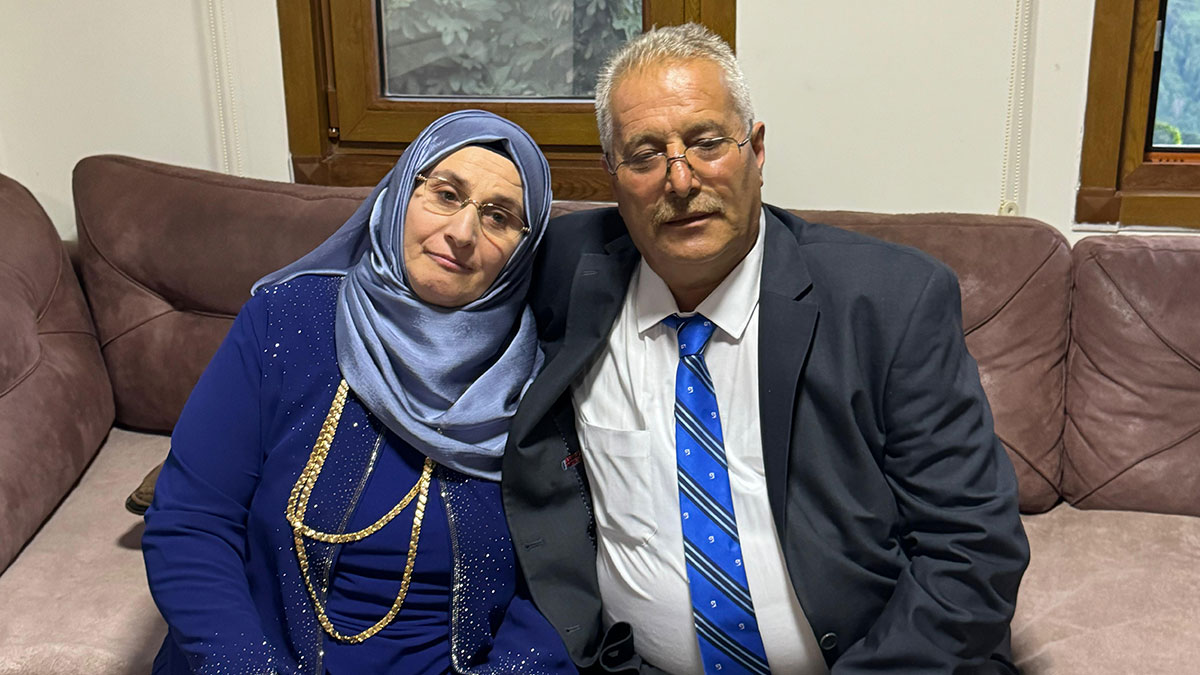 Çiftin nikahtan 36 yıl sonra düğün yapma nedeni şaşırttı! Çocuklarından güldüren yorum