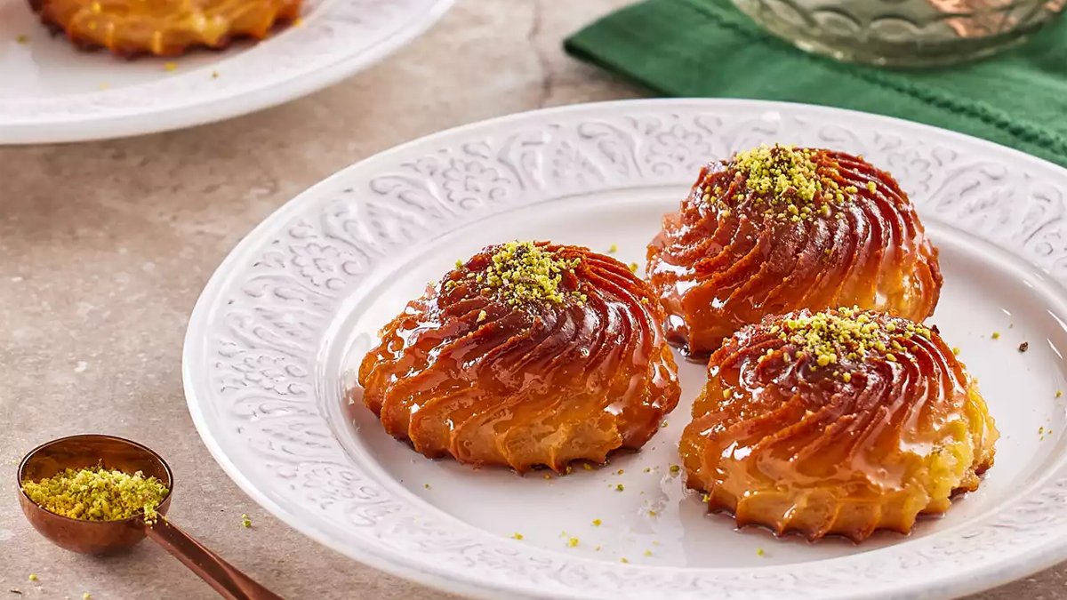 Ayvalık'ın meşhur lor tatlısı tarifi: Hafif oluyor, mideye dokunmuyor! Özelliği yağsız yapılması