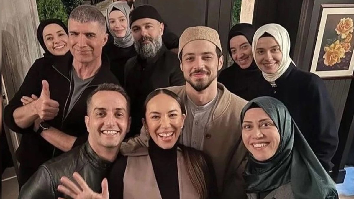 Kızıl Goncalar'ın yeni sezon çekimleri başladı: Hikaye yenileniyor