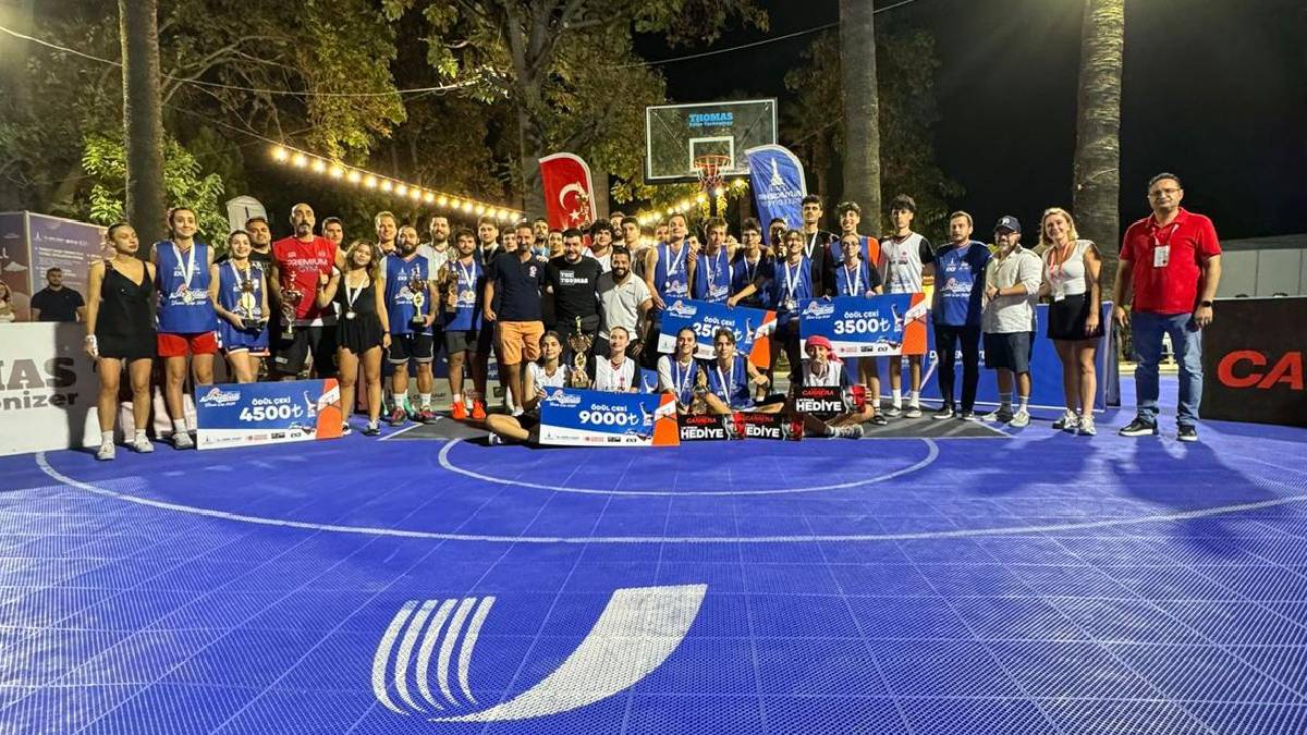Sokak basketbolu rekabeti dostluk içinde tamamlandı