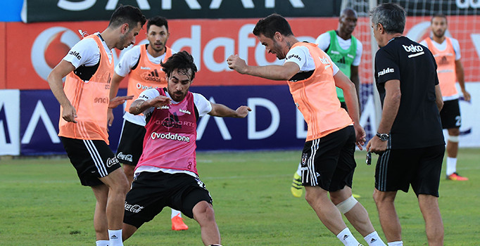 Beşiktaş antrenmanında silah sesleri duyuldu!