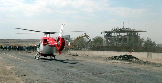 Diyarbakır şehidi Salih Zengin'in baba ocağına ateş düştü