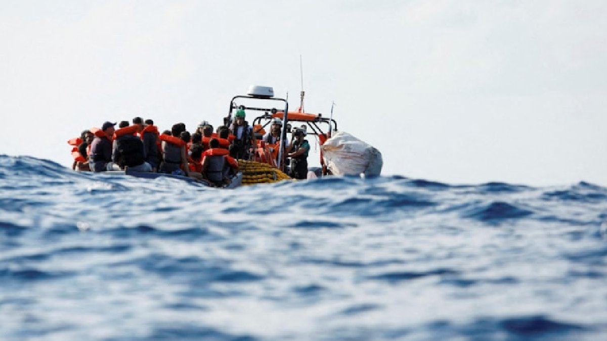 Manş Denizi'nde mülteci teknesi alabora oldu, aralarında çocukların da oluğu 12 ölü: Umuda yolculuk yine faciayla bitti