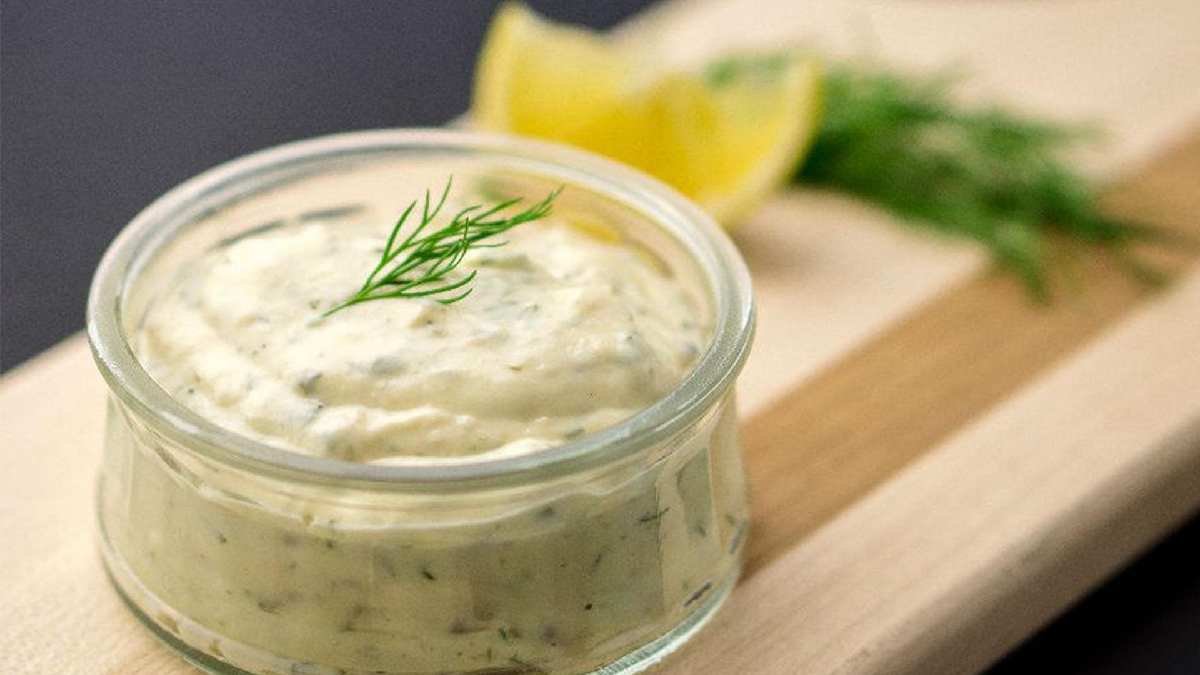 Patatese salatalara çok yakışıyor! Kimse dışarıda para vermeyecek! İşte ev yapımı ranch sos tarifi…