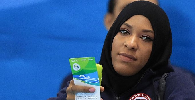 ABD'li Müslüman kadın sporcu Ibtihaj Muhammed: Türklerin büyük desteğini unutamam