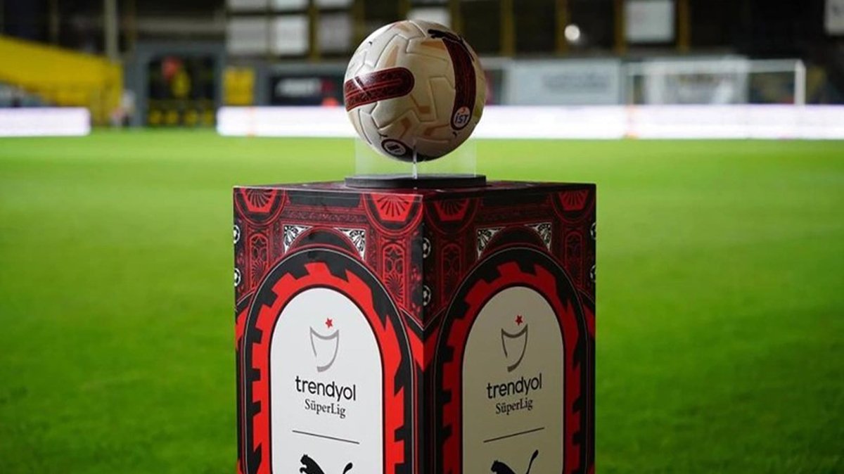 Fenerbahçe-Galatasaray derbisinin tarihi belli oldu