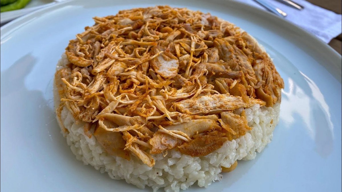 Kalan haşlanmış tavukları böyle değerlendirin, tadı dönerle yarışıyor! Yiyen hayran kalıyor