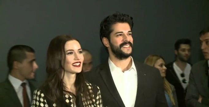 Burak Özçivit ve Fahriye Evcen'in sosyal medya başarısı