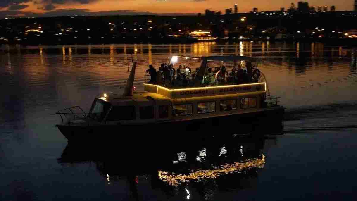 Ankara’nın denizi yok ama vapuru var! Fırsatını bulan oraya akın ediyor: Manzarası ve havasıyla tüm dertleri unutturuyor