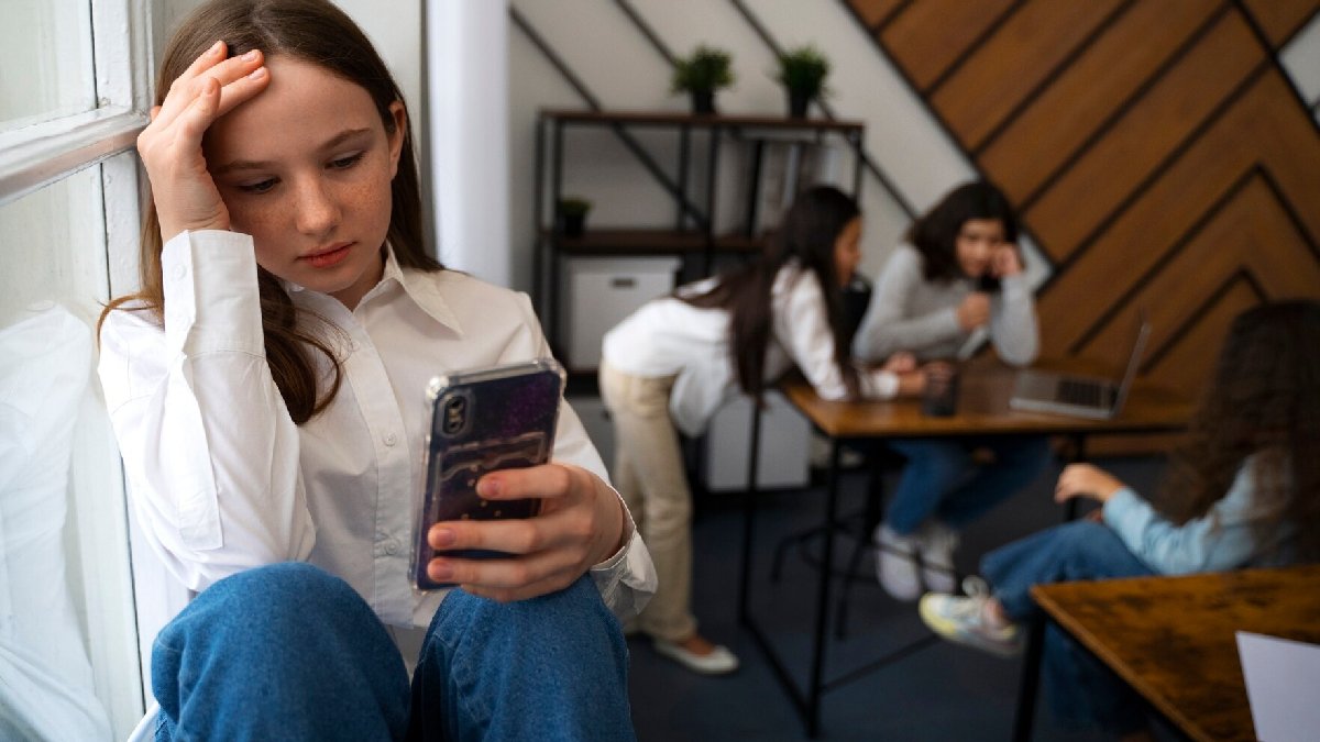 Siz de onlardan biri olabilirsiniz… İşte çok sıkıcı kişilerin 15 özelliği