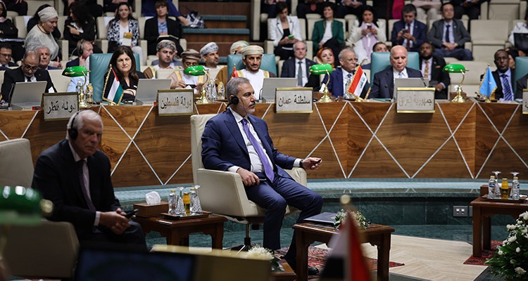 Fidan konuşurken Suriye heyetinin salonu terk etmesine Dışişleri’nden açıklama: 'Üzerinde durduğumuz bir husus değil'