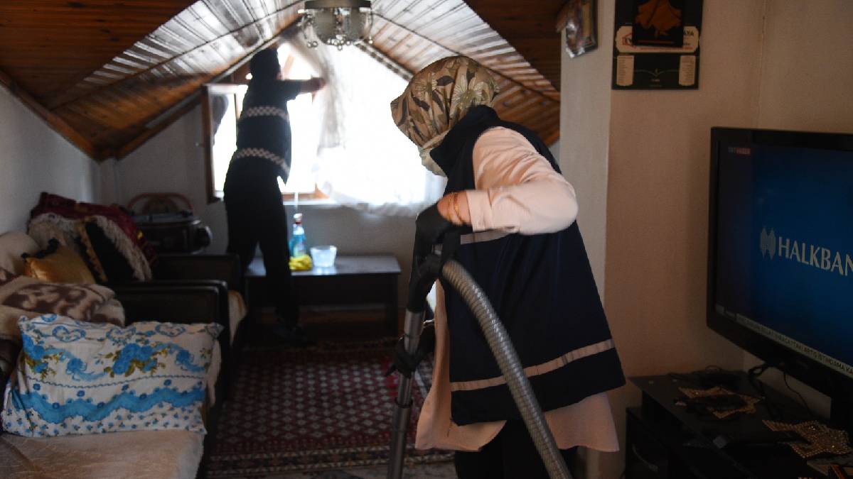 Giresun Belediyesi yaşlı ve kimsesizleri yalnız bırakmıyor