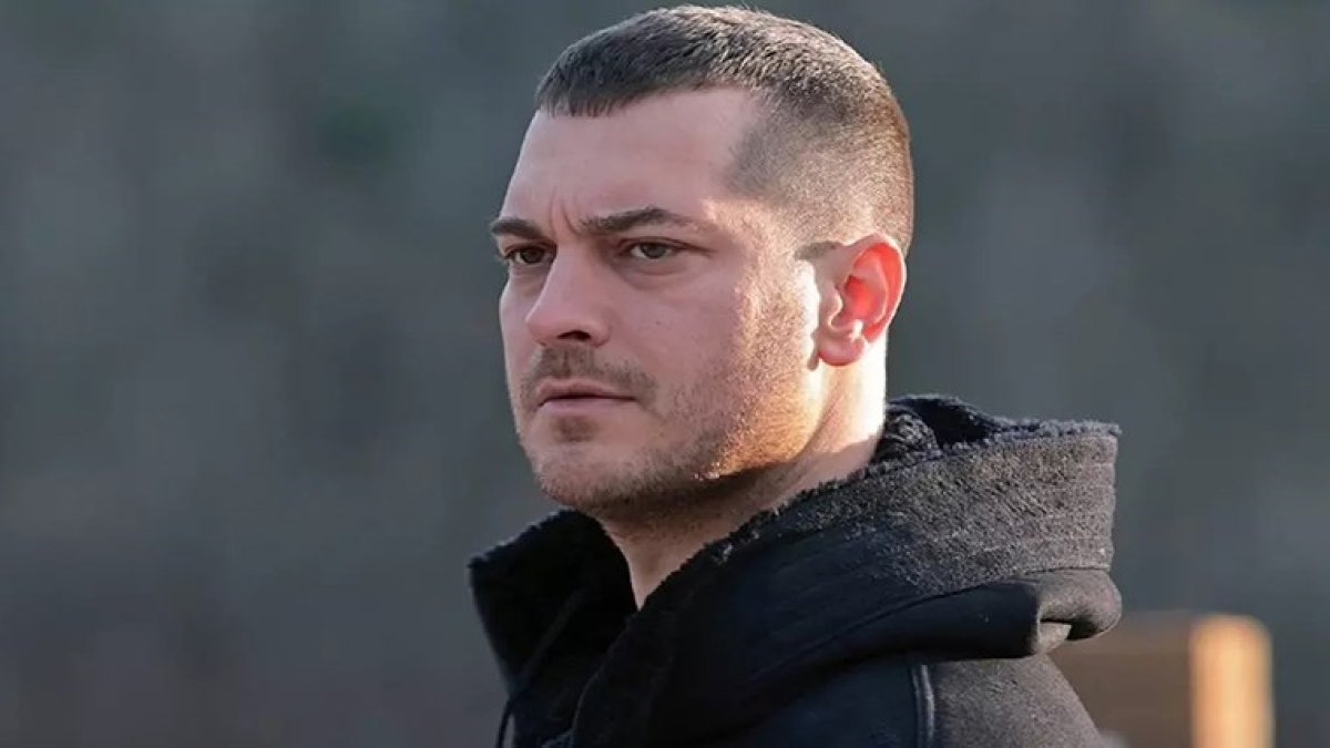 Çağatay Ulusoy’dan 'Eşref Rüya' için rekor anlaşma