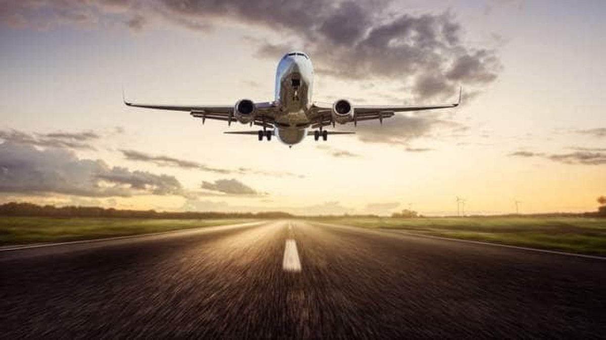 4 büyük havayolu şirketi İsrail'e uçuşları durdurdu