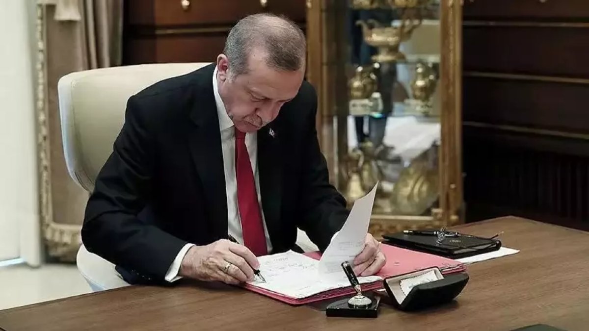 Resmi Gazete'de yayımlandı: Cumhurbaşkanlığı tarafından 6 üniversiteye yeni rektör atandı