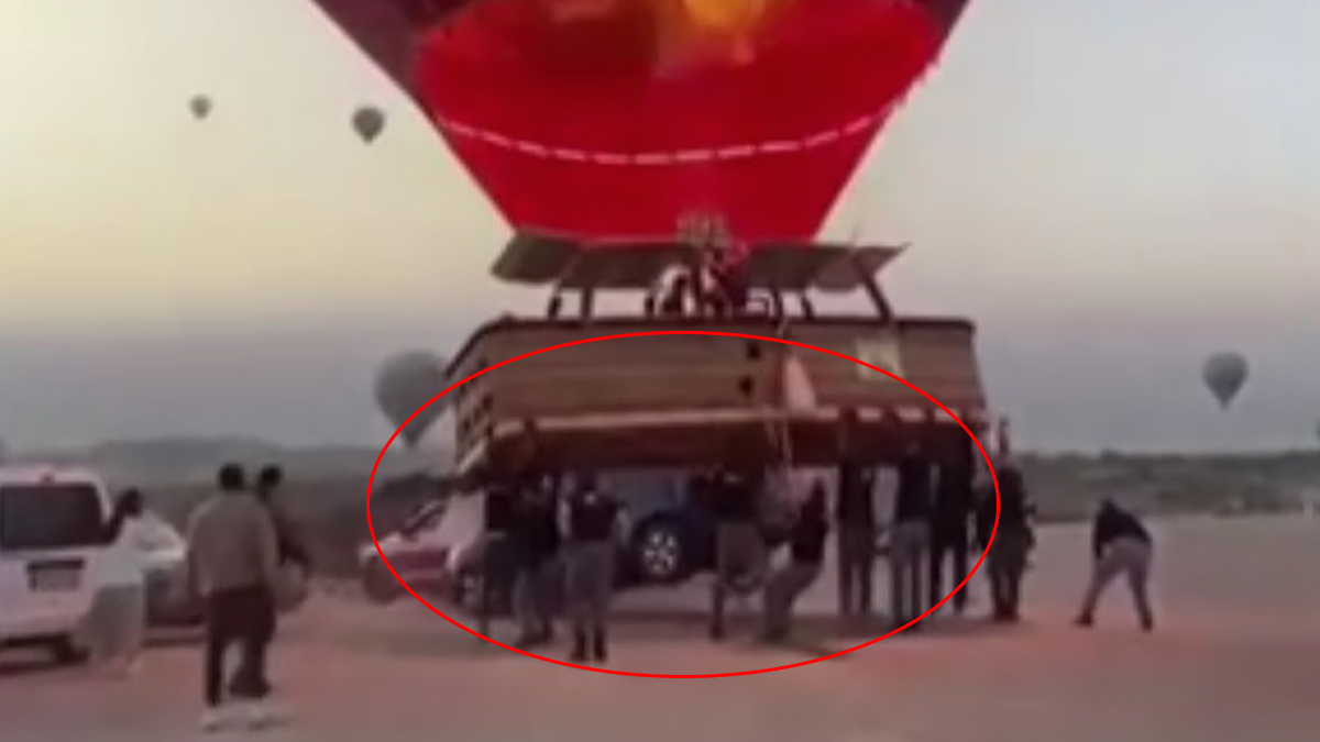 Kapadokya'da ilginç kaza: Sıcak hava balonuyla otomobil çarpıştı