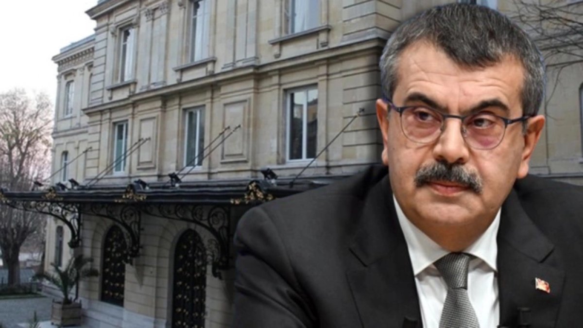 Bakan Tekin'den 'Fransız okulları' açıklaması: Hukuki altyapıları yok