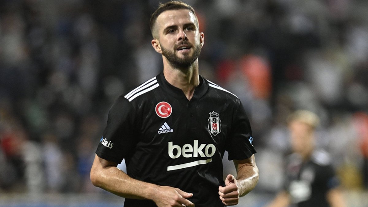 Bir dönem Beşiktaş'ta da forma giymişti! Miralem Pjanic dünya devine imzayı attı! Yeni takımı herkesi şaşırttı...