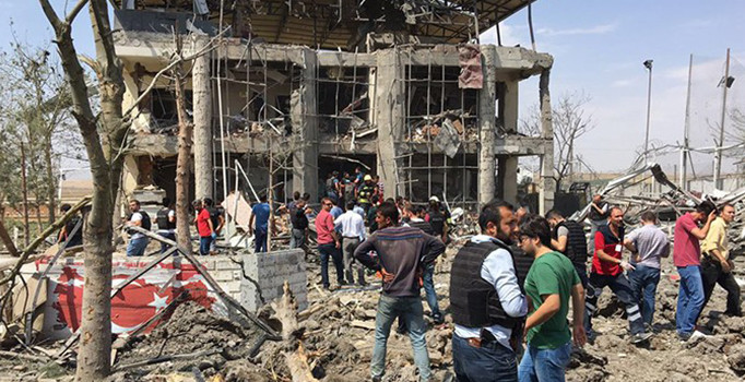 Diyarbakır'ın Çınar ilçesindeki hain saldırıda şehit sayısı 8'e yükseldi