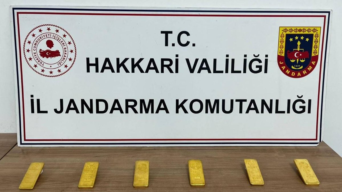 Hakkari’nin Derecik ilçesinde kaçak altın operasyonu: 6 kilogram külçe ele geçirildi