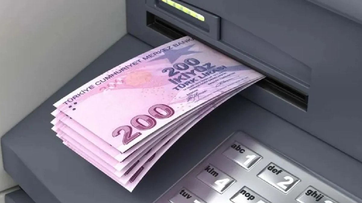 ATM'lerde yeni dönem: Sadece 200 lira banknotlar olacak