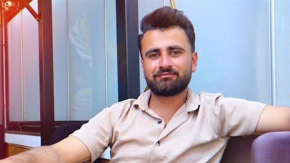 24 yaşındaki gencin sırtına mermi isabet etti