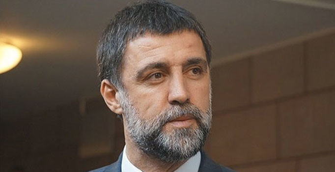 Hakan Şükür'ün Kocaeli'ndeki villasına baskın