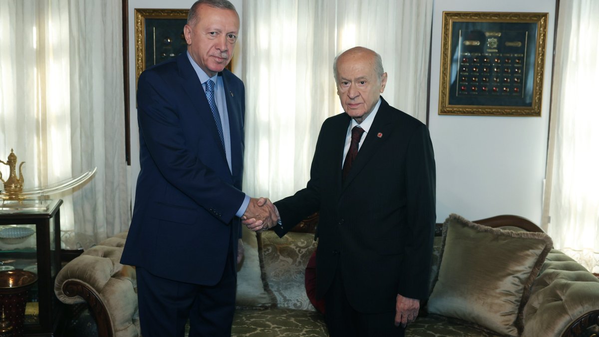 Erdoğan ile Bahçeli bir araya geldi