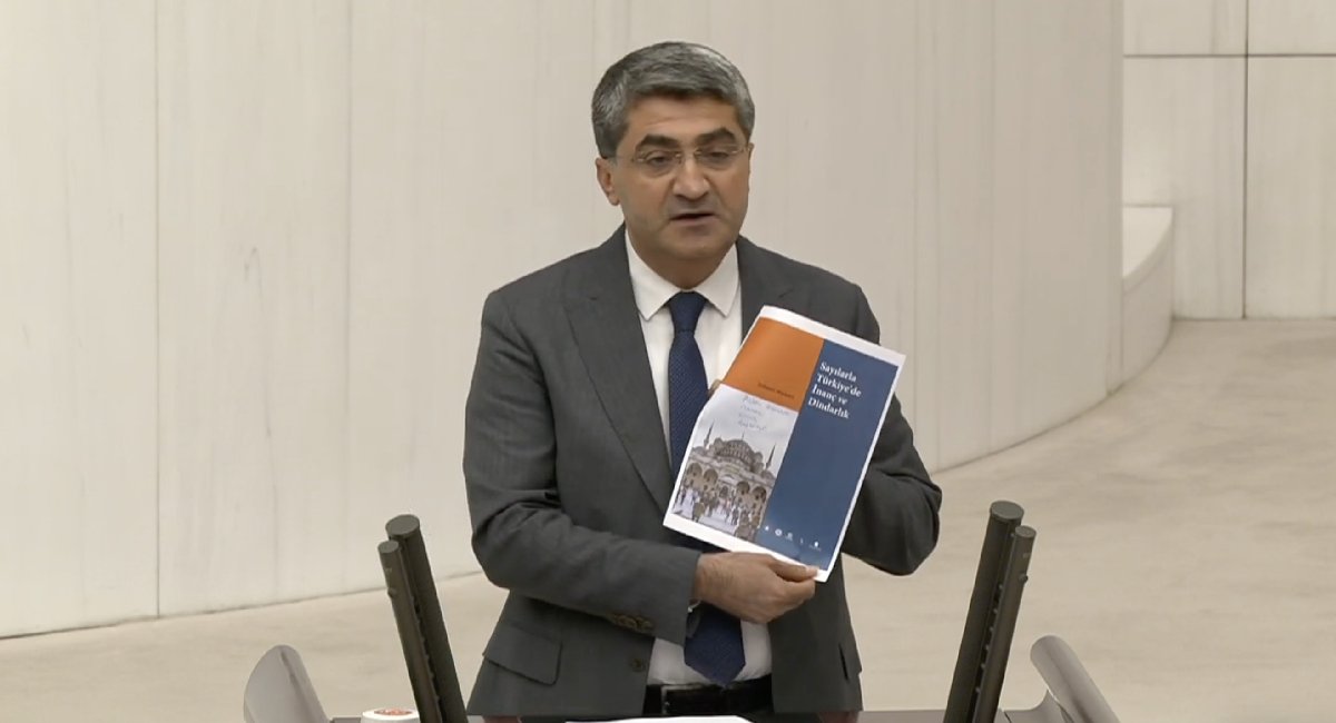 DEVA Partisi Milletvekili Mehmet Emin Ekmen: Dindarlık sizin siyasetiniz yüzünden mi azalıyor?