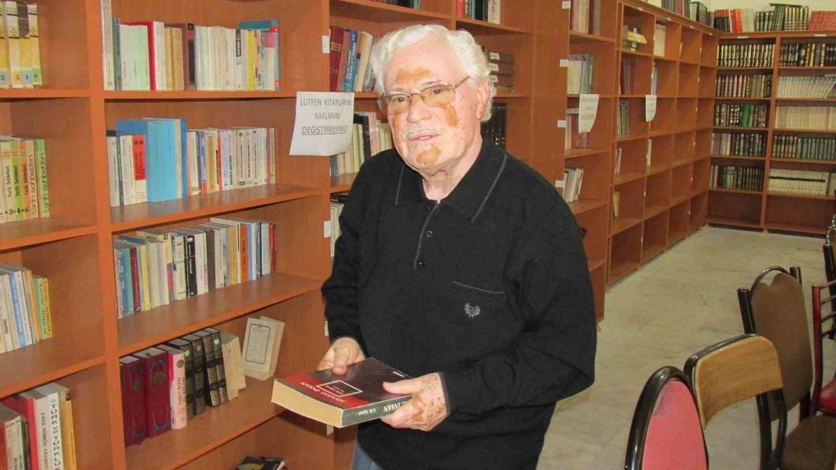 Yazar Ali Haydar Öztürk hayatını kaybetti