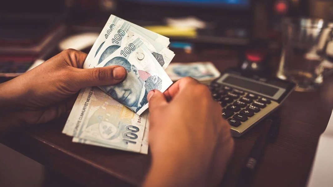 Asgari ücrette erime devam ediyor: Alım gücü 12 bin 514 liraya düştü