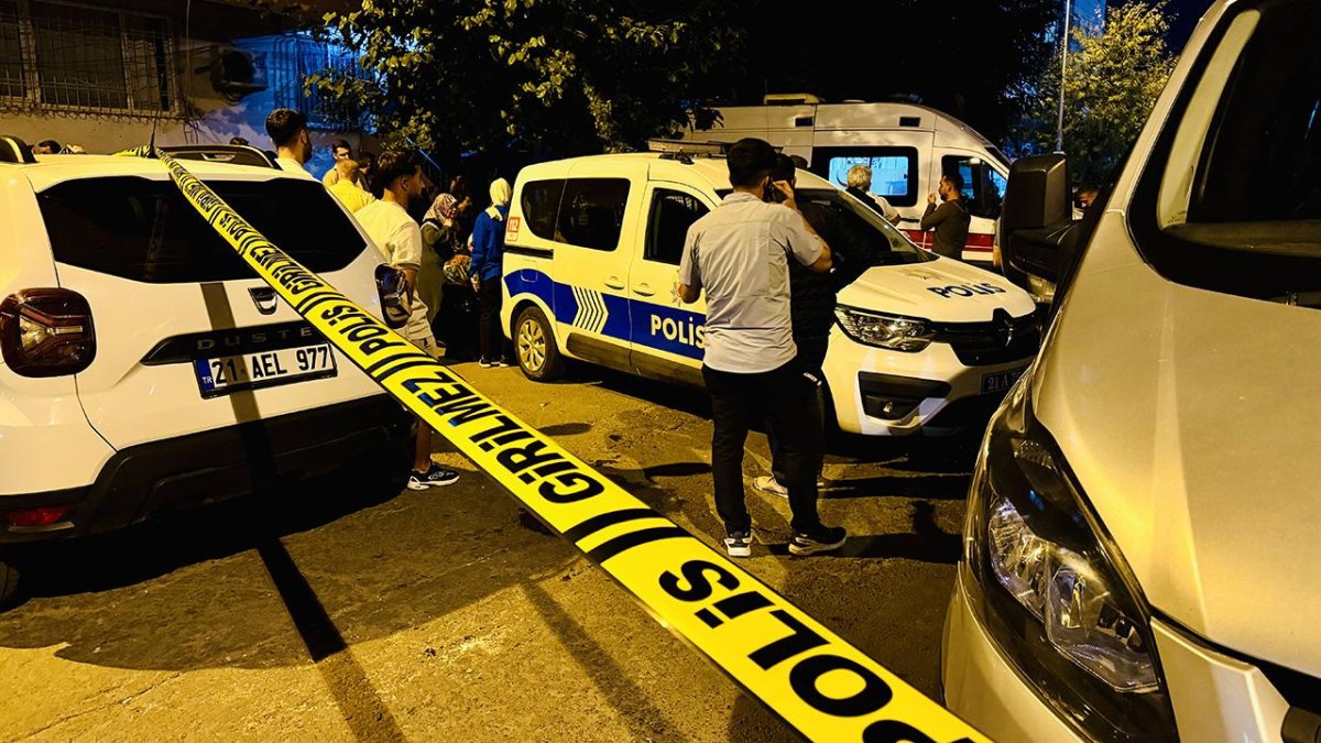 Diyarbakır'da aileler arasında silahlı çatışma: 2 ölü, 3 gözaltı