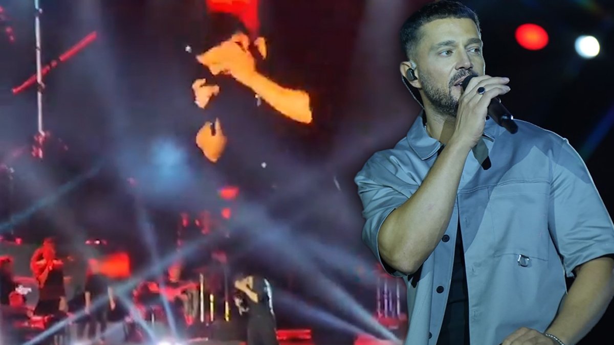 Murat Boz'a sahnede telefonlu, çakmaklı saldırı