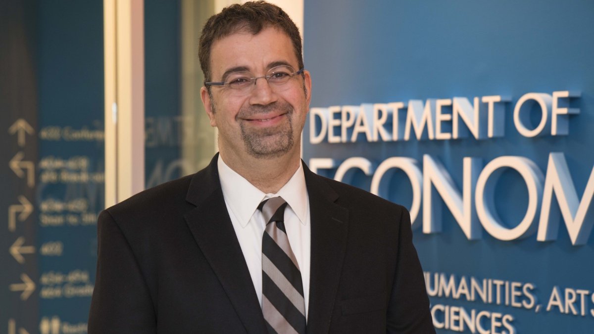 Nobel Ekonomi Ödülü Daron Acemoğlu'na