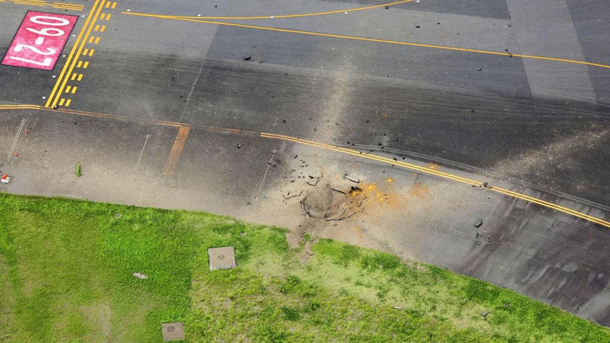 Havalimanı pistine atılan bomba patladı! Büyük paniğe neden oldu, uçuşlar durduruldu